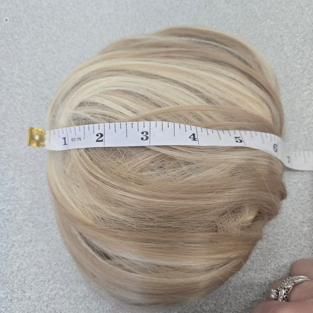 Blonde bun hair extensions SYNTHETIC hair! - Picture 3 of 3